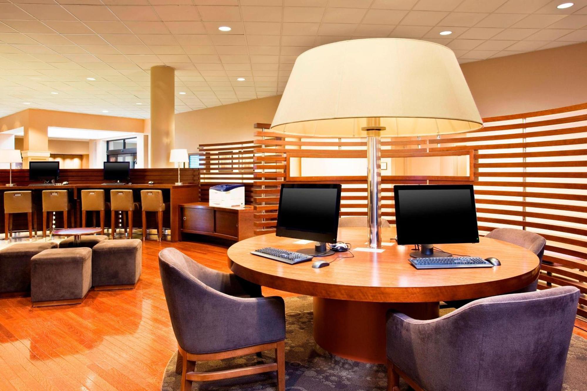 Sheraton Parsippany Hotel Exteriör bild